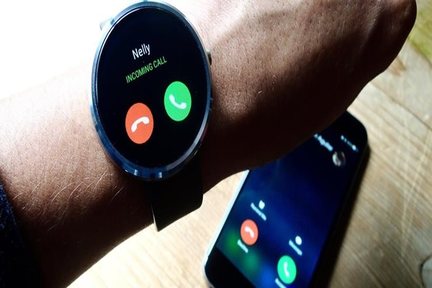 ساعت‌های هوشمند Wear OS به زودی می‌توانند قفل کروم بوک‌ها و گوشی‌های اندرویدی را باز کنند!