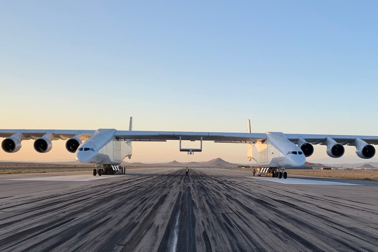 بزرگترین هواپیمای دنیا ششمین پرواز آزمایشی خود را انجام داد