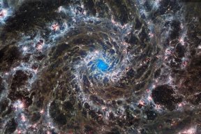 عکسی که «جیمز وب» از بازوهای مارپیچی کهکشان ستاره زا گرفت