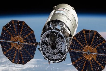 سفر کپسول باری به ایستگاه فضایی با اختلال مواجه شد
