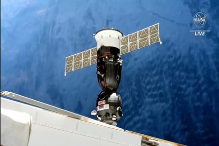 کپسول نجات روسی کنار ایستگاه فضایی بین المللی پهلو گرفت