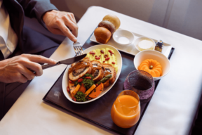 آیا میتوان نوع غذا را در سفر هوایی انتخاب کرد؟