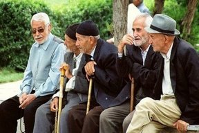 سالمندان برای داشتن پیری مطلوب، فعال و اجتماعی باشند