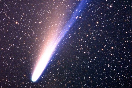 آشنایی با ستاره دنباله دار