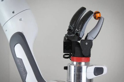 انگشت رباتیک با تقلید از انسان اشیا را کنترل می‌کند