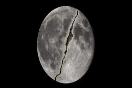 ماه زمین دو تکه شد!/ عکس